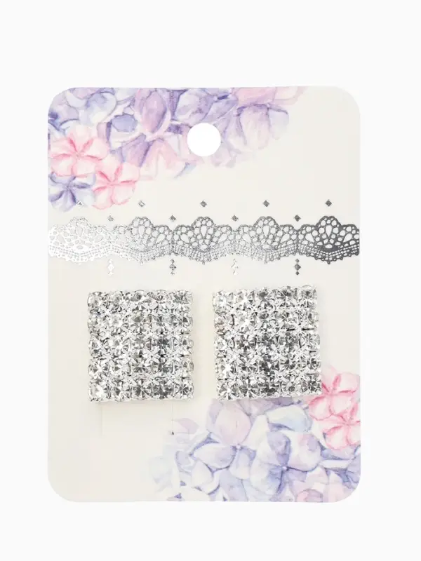 Серьги со стразами "Квадрат" 15*15мм, цвет белый в серебре