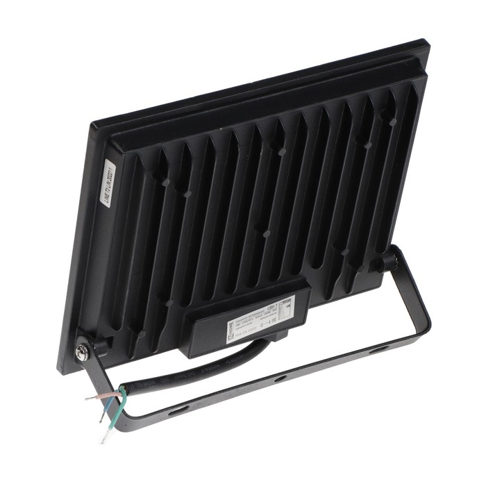 Прожектор светодиодный IN HOME СДО-7, 70 Вт, 230 В, 6500 К, IP65, черный Прожектор светодиодный IN HOME СДО-7, 70 Вт, 230 В, 6500 К, IP65, черный