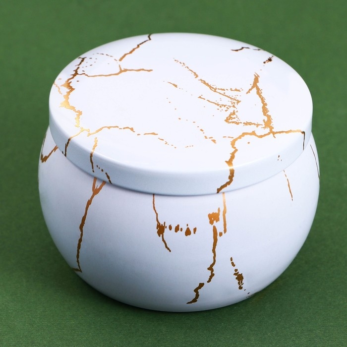 Новогодняя ароматическая свеча в банке &laquo;Новый год: Shine bright&raquo;, аромат бабл гам, 6 х 6 х 4 см.