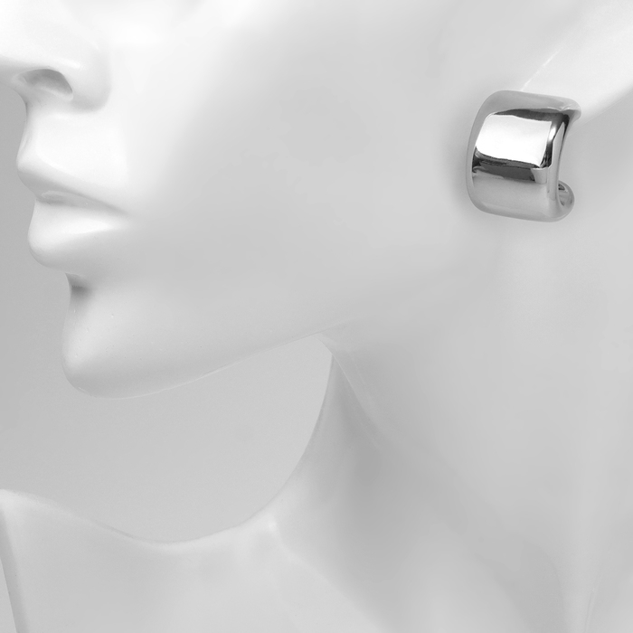 Серьги пластик &laquo;Круг&raquo; муза, цвет серебро