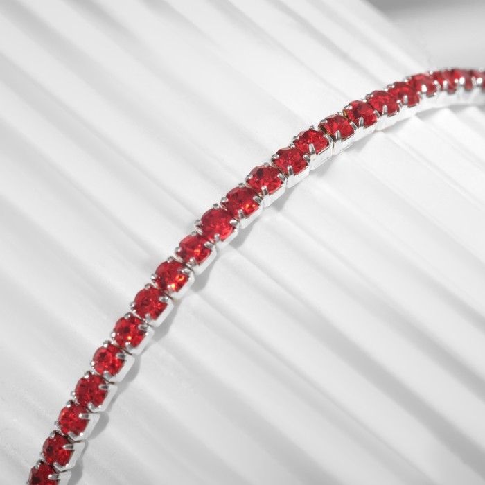 Браслет &laquo;Лёд&raquo; 1 ряд, цвет красный в серебре, 7 см