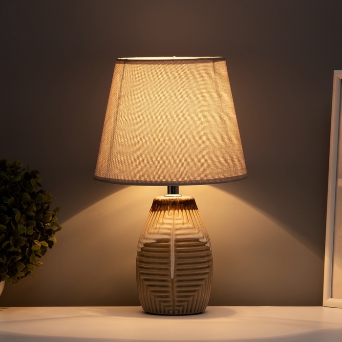 Настольная лампа Настольная лампа "Эммис" Е14 40Вт 20х20х32 см