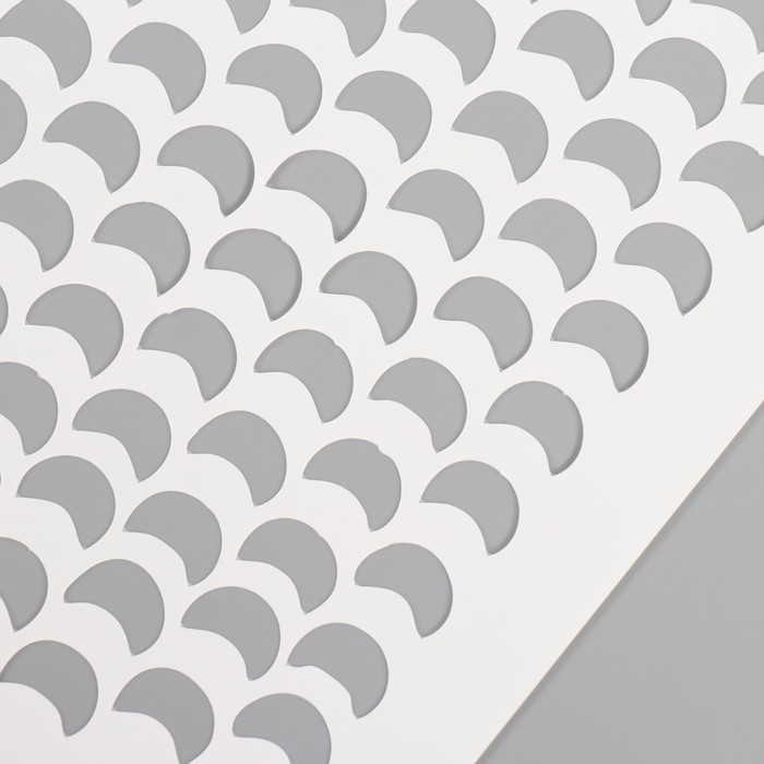 Трафарет новогодний пластиковый "Чешуя", 16х24 см