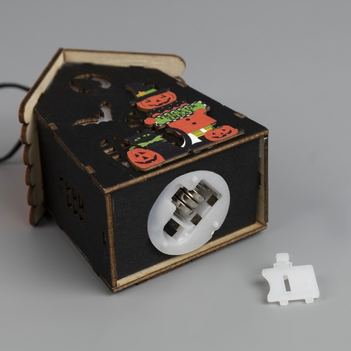 Светодиодная подвеска &laquo;Дом Джека&raquo; 7 &times; 9.5 &times; 6 см, пластик, батарейки LR1130х3 (в комплекте), свечение тёплое белое