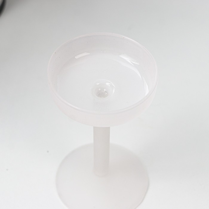 Подсвечник стекло на 1 свечу Подсвечник стекло на 1 свечу "Высокая ножка" белый d до 6 см 10,5х6х6 см