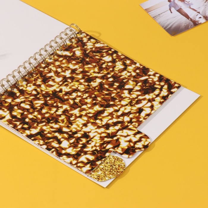 Фотоальбом на спирали 20 листов Фотоальбом на спирали 20 листов "Моё zoloto" объёмный элемент + 4 вкладки 24х24 см