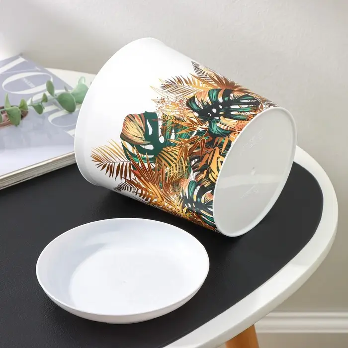 Горшок для цветов с поддоном Доляна &laquo;Голди. Листья&raquo;, 1,6 л, d=14 см, h=15,5 см, пластиковый, цвет белый