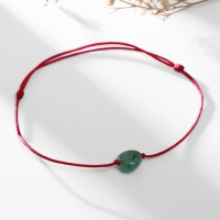 Браслет желаний &laquo;Нефрит&raquo; на бордовой нити, длина регулируется