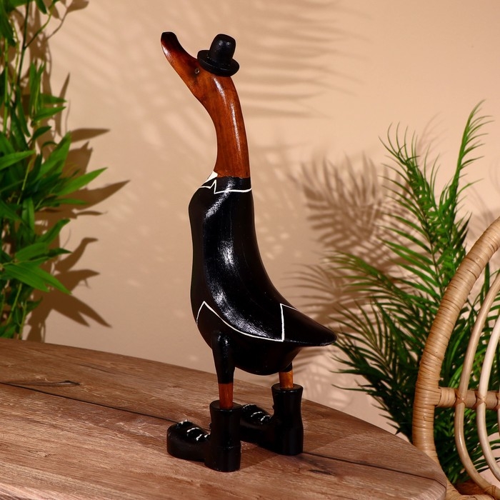 Сувенир "Утка в костюме" дерево 45 см