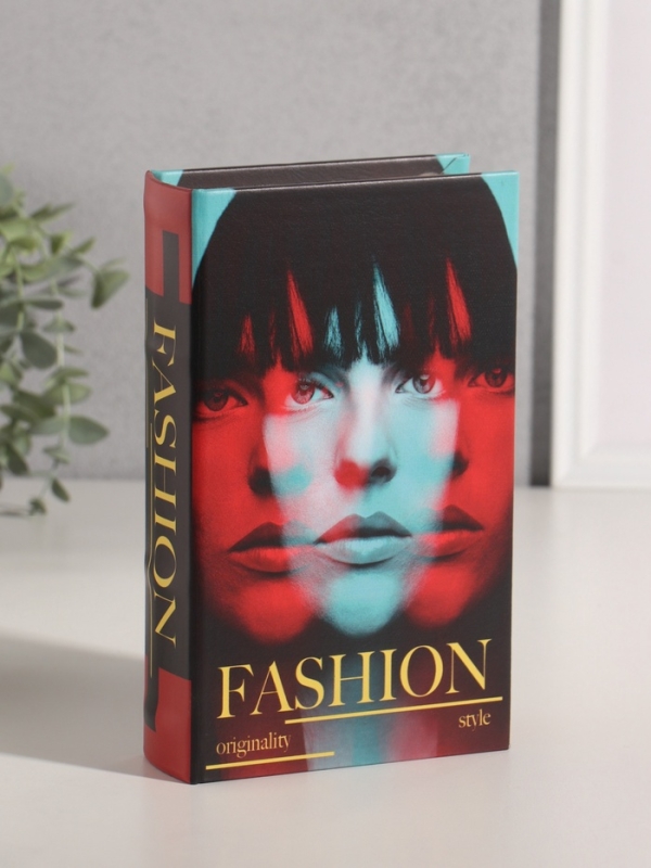 Сейф-книга дерево кожзам "Мода. Оригинальность. Стиль" 21х13х5 см