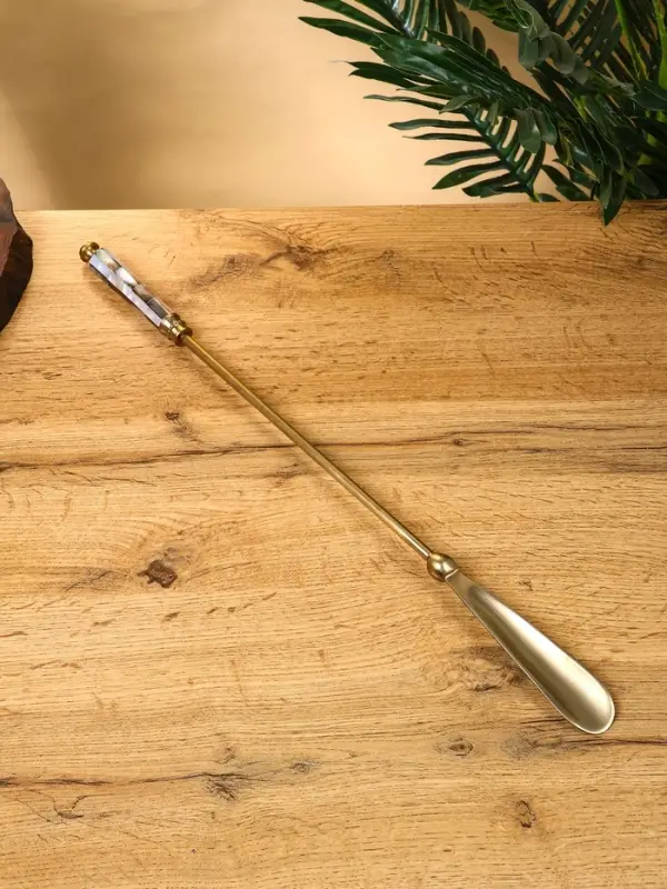 Ложка для обуви &laquo;Перламутр&raquo;, латунь, смола, 48.5 см