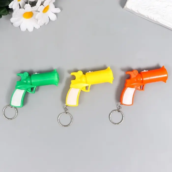 Фонарик брелок для ключей на кольце &laquo;Пистолет M-56&raquo;, светит, 5.5&times;7.5&times;2 см, МИКС