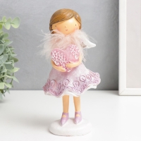Сувенир полистоун "Девочка в сиреневом платье с сердечком" 9х8х18,5 см Сувенир полистоун "Девочка в сиреневом платье с сердечком" 9х8х18,5 см
