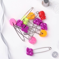 Булавки английские «Фрукты», безопасные, 50 мм, 10 шт, цвет МИКС Булавки английские «Фрукты», безопасные, 50 мм, 10 шт, цвет МИКС