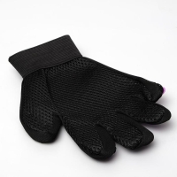 Перчатка-щетка для шерсти на левую руку из неопрена с удлиненными зубчиками, фиолетовая Перчатка-щетка для шерсти на левую руку из неопрена с удлиненными зубчиками, фиолетовая