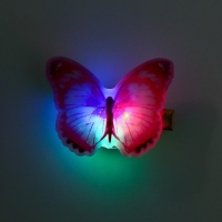 Заколка для волос светящаяся &laquo;Бабочка&raquo;, 3.6 х 3 см