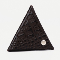 Футляр для монет/наушников на кнопке, цвет коричневый Футляр для монет/наушников на кнопке, цвет коричневый