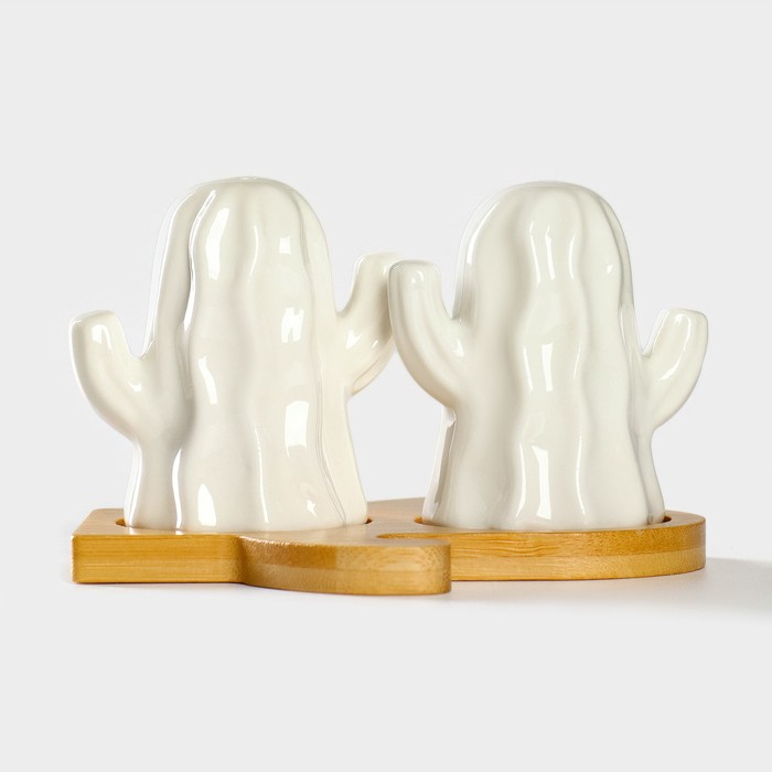 Набор фарфоровый для специй на бамбуковой подставке BellaTenero &laquo;Кактусы&raquo;, 2 предмета: солонка 75 мл, перечница 75 мл, цвет белый