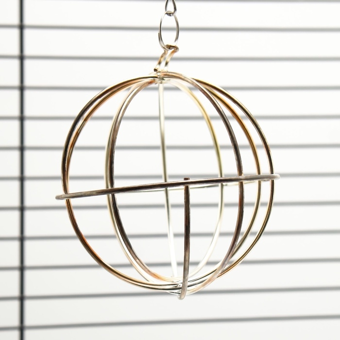 Кормушка для сена металлическая сфера, 8 х 8 х 15 см