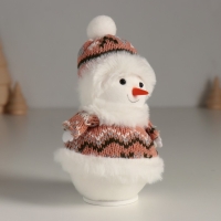 Сувенир текстиль "Снеговик в вязаной коричневой шубке" 7,5х7,5х13 см