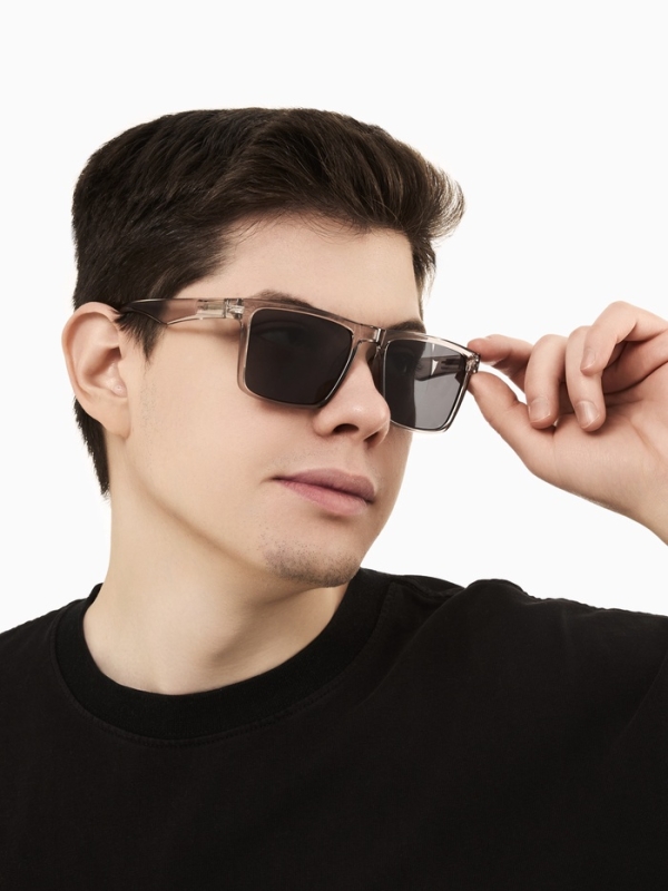 Очки солнечные, uv 400, ширина 14 см, дужка 15 см, линза 5.2 х 4.1 см