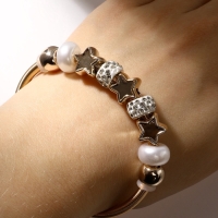 Браслет жемчуг &laquo;Марджери&raquo; звёзды, цвет белый в золоте, d=6,5 см