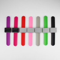 Игольница магнитная на руку, 24 &times; 5,5 см, цвет МИКС