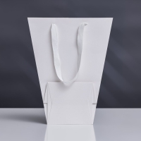 Пакет-переноска для цветов 18 &times; 14 &times; 35 х 28 см, белый