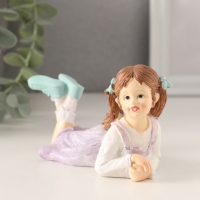 Сувенир полистоун "Малышка в сиреневом сарафане" 14х6,5х7 см