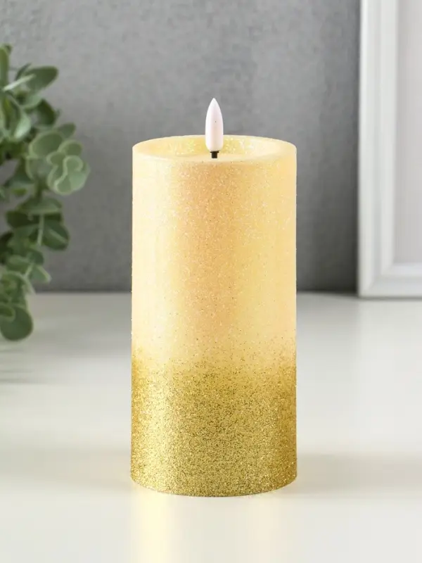 Светодиодная свеча LED RISALUX &laquo;Блёстки&raquo; 3хAAA золото 7,5х7,5х15 см