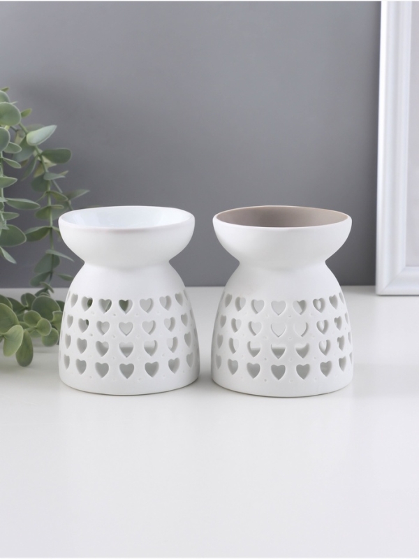 Аромалампа керамика "Узор из сердец" белый МИКС 8х8х9,3 см