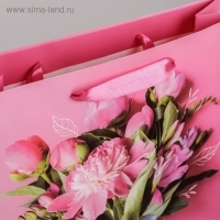 Пакет подарочный ламинированный вертикальный, упаковка, &laquo;Самой прекрасной&raquo;, ML 23 х 27 х 11,5 см