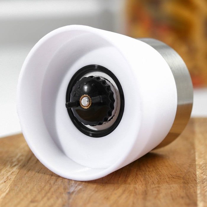 Мельница для специй Доляна &laquo;Модерн&raquo;, 180 мл, 6,5&times;13 см, цвет белый