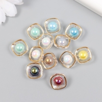 Пуговица пластик для творчества "Жемчужина в золотом квадрате" н-р 12 шт МИКС 1,4х1,4х0,8 см   94108