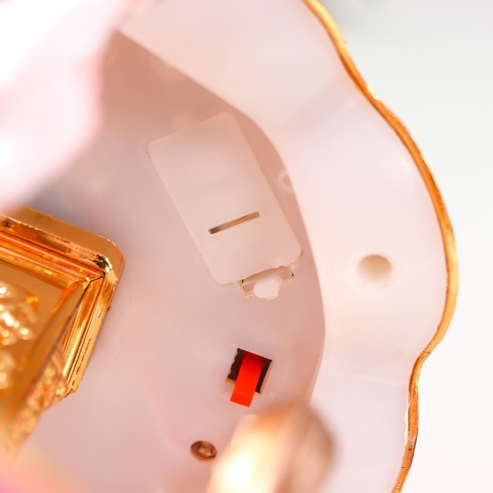 Сувенир музыкальный механический свет "Карусель - лошадки" розовая 12,3х12,3х18 см