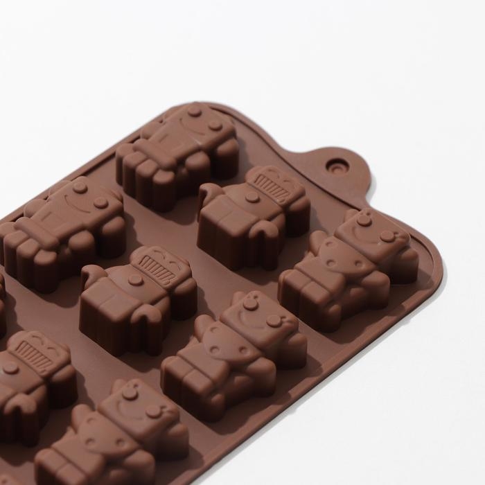 Форма для шоколада Доляна &laquo;Роботы&raquo;, силикон, 21&times;11&times;1,5 см, 12 ячеек