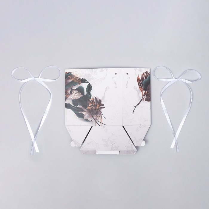 Коробка складная шестригранник "Листья", 17 &times; 14,8 &times; 19,5 см