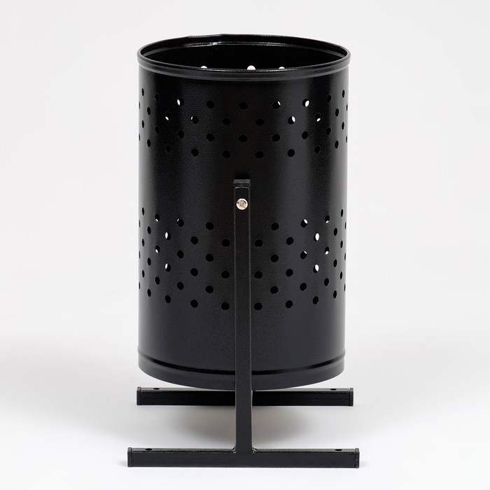 Урна уличная «Уралочка» 21 л, 32 х 50 х 26,5 см, черная, бак 0,6 мм Урна уличная «Уралочка» 21 л, 32 х 50 х 26,5 см, черная, бак 0,6 мм