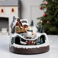 Светодиодная фигура &laquo;Поезд и снеговик&raquo; 20 &times; 20 &times; 16 см, полистоун, батарейки ААх3 (не в комплекте), USB, свечение тёплый белый