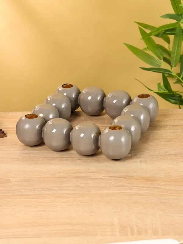 Подсвечник на 4 свечи &laquo;Бусы&raquo;, с 12 сферами, 20.5&times;20.5&times;5.5 см, ковентри