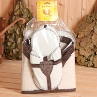 Набор подарочный 4 предмета белый "Крестоносец" (шапка, коврик, рукавичка,тапочки) Набор подарочный 4 предмета белый "Крестоносец" (шапка, коврик, рукавичка,тапочки)