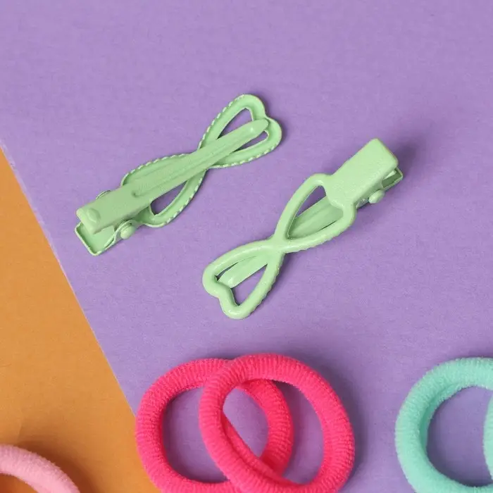 Набор для волос "Карамель" (10 резинок 1,5 см, 2 зажима 3 см) сердечки, зелёный