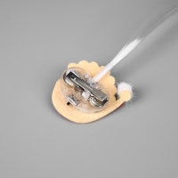 Заколка для волос светодиодная "Дед Мороз" 33x4.5 см, 1 LED, батарейки LR1130x2 (в комплекте), мерцание, свечение белое Заколка для волос светодиодная "Дед Мороз" 33x4.5 см, 1 LED, батарейки LR1130x2 (в комплекте), мерцание, свечение белое