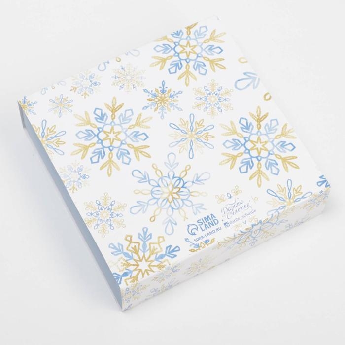 Коробка под 9 конфет с ячейками &laquo;Новогодняя&raquo; 14,5 х 14,5 х 3,5 см, Новый год