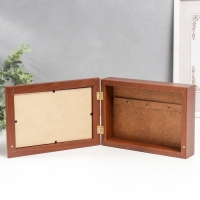 Ключница "Олень в лесу" 15х21 см орех Ключница "Олень в лесу" 15х21 см орех