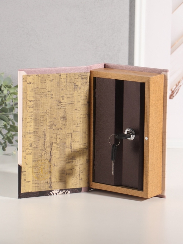 Сейф-книга дерево кожзам "Иоганн Гёте. Фауст" 21х13х5 см