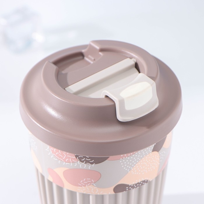 Термостакан с крышкой с клапаном &laquo;Счастье&raquo;, 350 мл, 8,8&times;9,2&times;12,4 см, цвет светло-бежевый