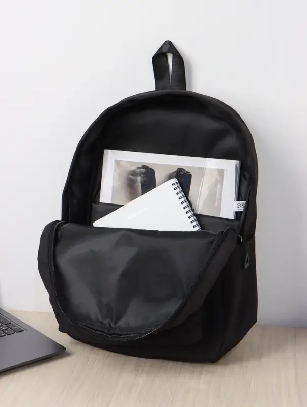 Рюкзак, 28*11*40, отд на молнии, 2 н/к на молнии, 2 б/к, черный