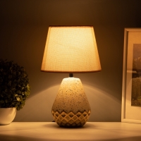 Настольная лампа с абажуром RISALUX &laquo;Виктория&raquo;, 1&times;Е14, 40 Вт, бежевый, 20&times;20&times;32 см