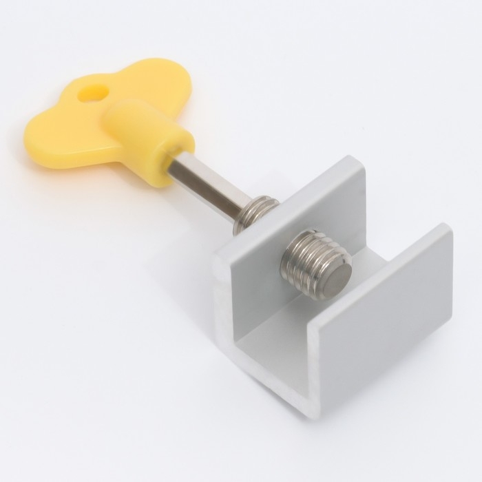 Блокиратор для окон и раздвижных дверей &laquo;Ключик&raquo;, под профиль 16 мм, цвет желтый, Крошка Я